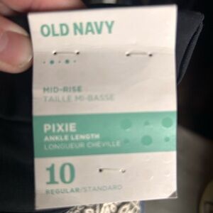 Old Navy Black Pixie Ankle Pants